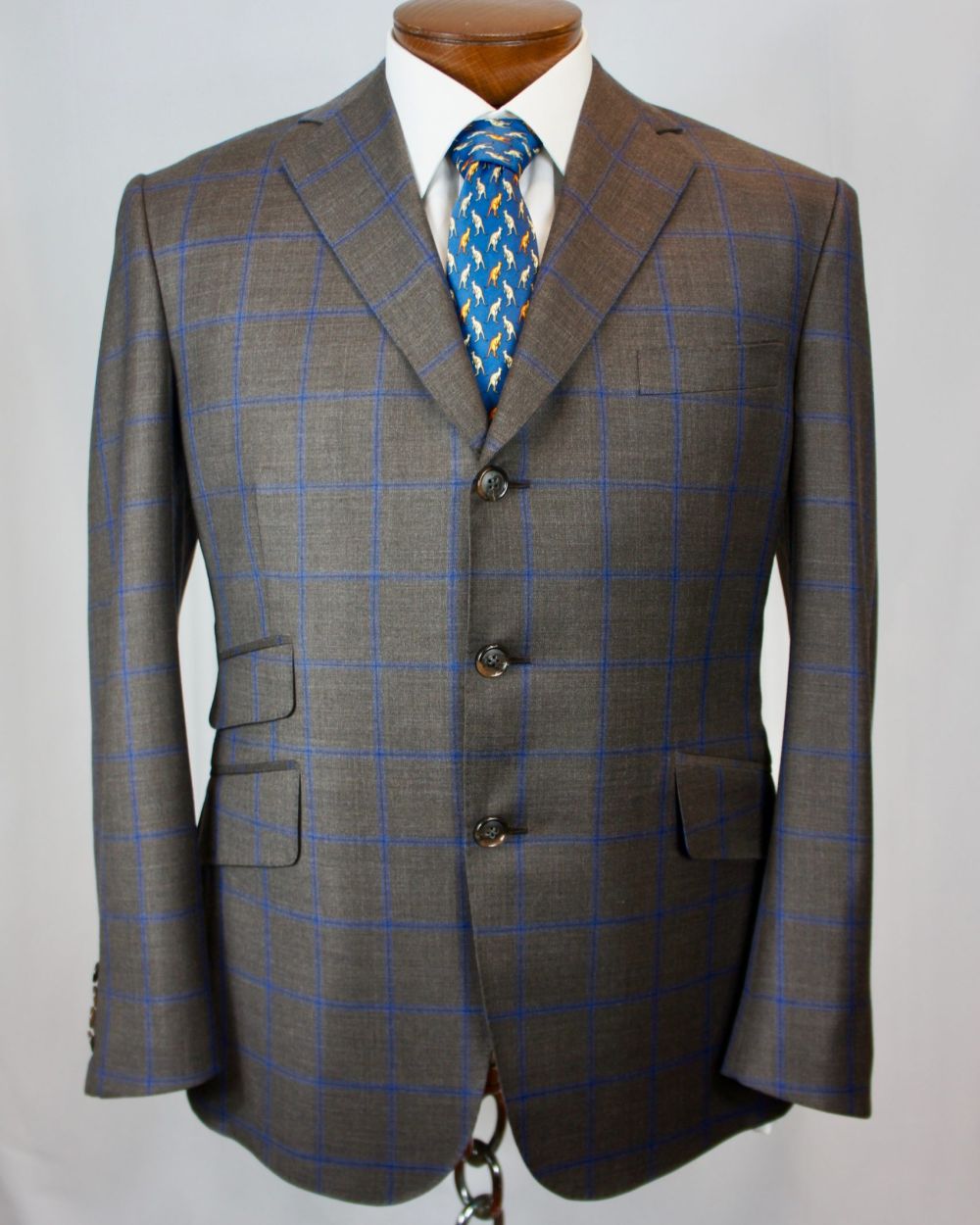Made-to-measure blazer crafted at Bhambi's Custom Tailors Manhattan – bespoke sports coat tailored to exact measurements